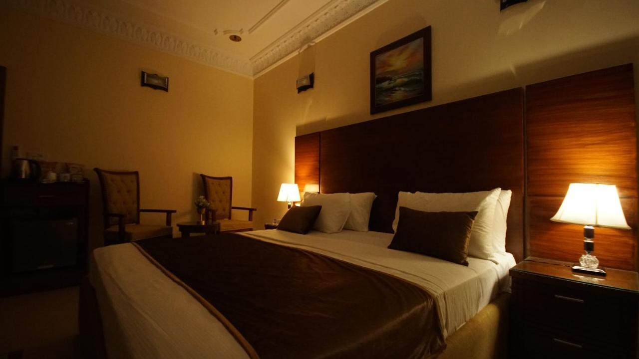 World Inn Hotel Karáčí Exteriér fotografie